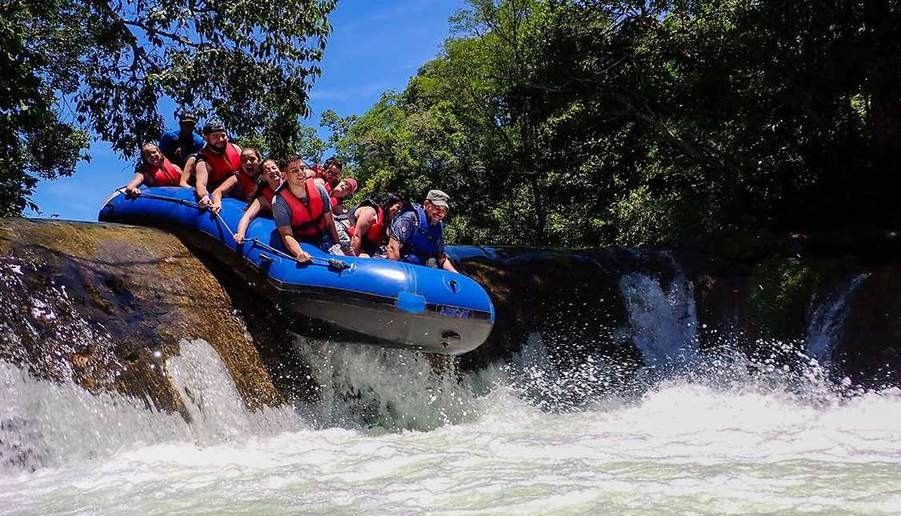 Bonito — Passeio de Bote — passeio em Bonito, MS